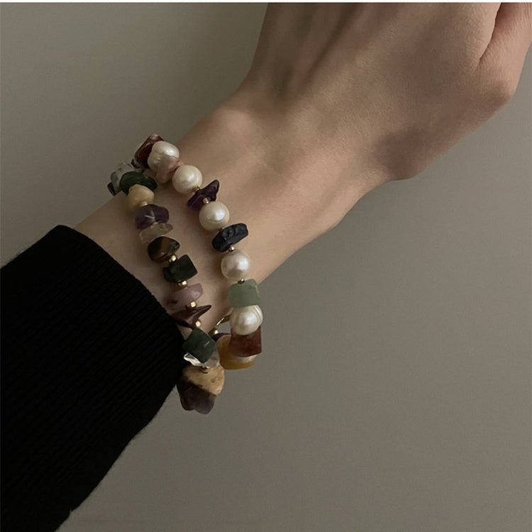 Euron: Natürliches Perlenarmband – Frühjahrs- & Sommerkollektion